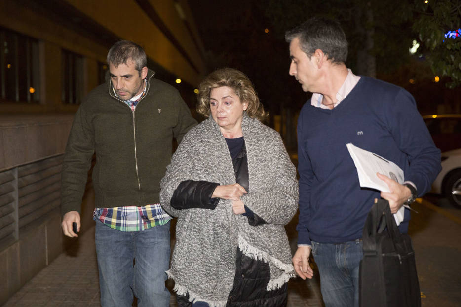La exconcejal María José Alcón, a su llegada al juzgado (Marga Ferrer)
