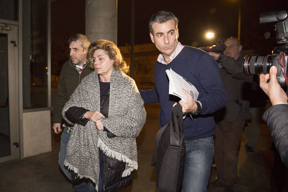La exconcejal María José Alcón, a su llegada al juzgado (Marga Ferrer)