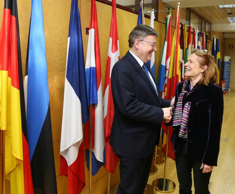 Puig se reúne con la directora de Representación de la Comisión Europea en España, Aránzazu Beristain,