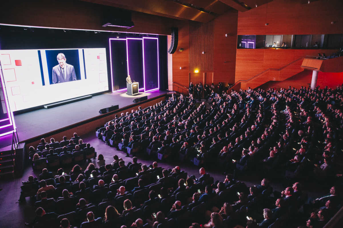 Ximo Puig interviene en el 32º congreso de Aecoc. Foto: KIKE TABERNER
