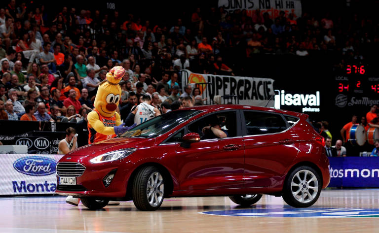 Foto: Ford Montalt y el nuevo Ford Fiesta, protagonistas en los partidos del Valencia Basket Club.