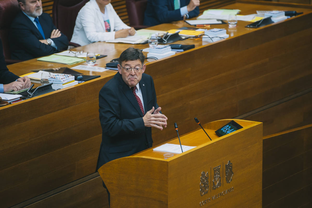 El presidente de la Generalitat, Ximo Puig, durante el debate. Foto: KIKE TABERNER