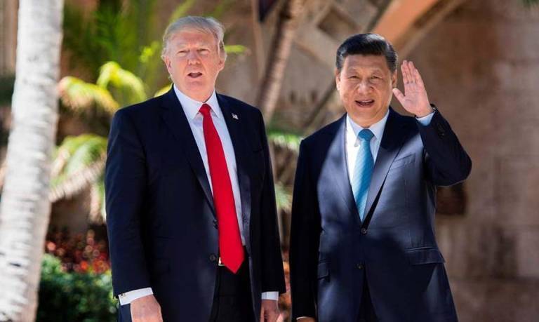 Donald Trump (i.) y Xi Jinping, presidentes de EE UU y China
