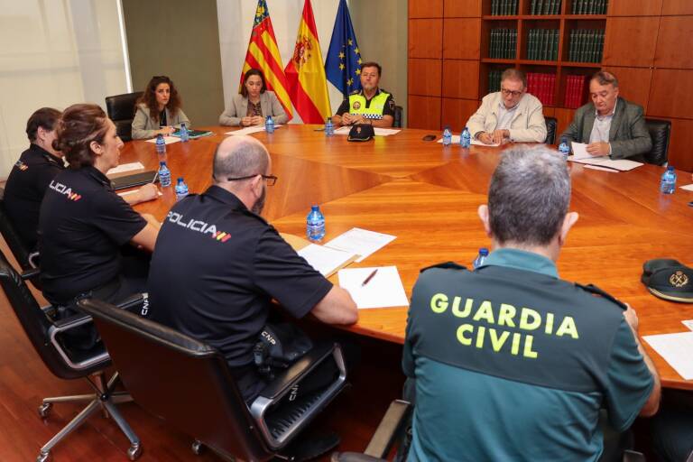 Reunión de La Junta Local de Seguridad Extraordinaria del Ayuntamiento de Torrent. Foto: Ajuntament de Torrent