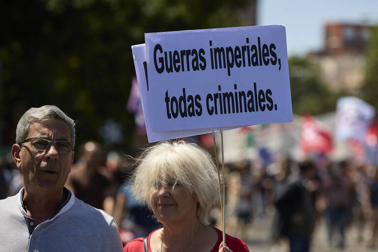 Manifestación contra la OTAN, a 26 de junio de 2022, en Madrid. Foto: JESÚS HELLÍN/EP