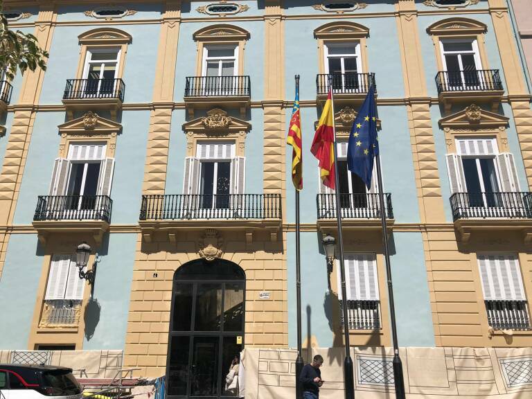 La sede de la Diputación de València, con su nueva imagen