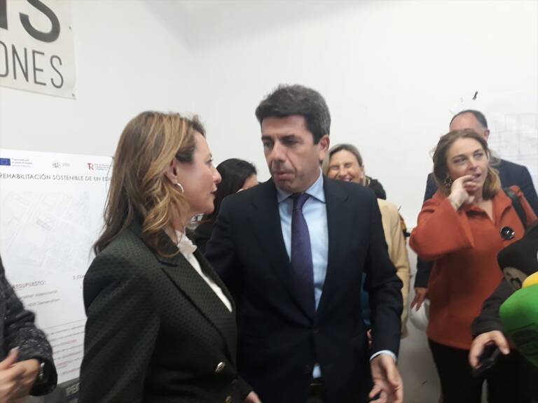 Carlos Mazón, junto a la alcaldesa de Castelló, Begoña Carrasco. Foto: EUROPA PRESS