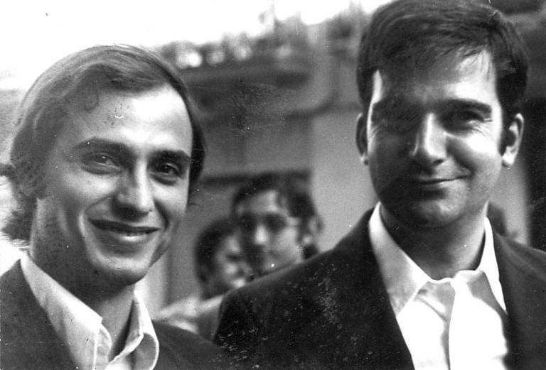 Vicent Soler i Ernest Lluch, pocs dies desprès d'estar en llibertat provisional per la detenció d'Els 10 d'Alaquàs (estiu 1975).