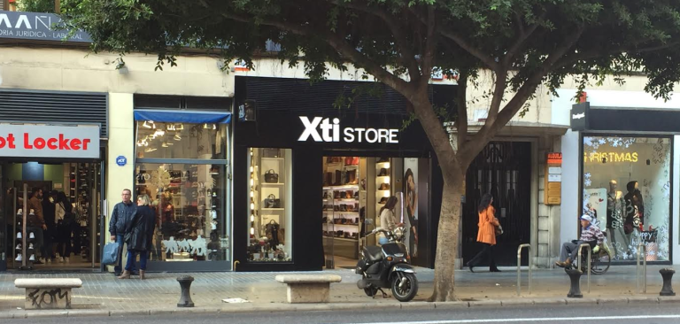 La murciana Xti desembarca con su primera tienda en Valencia - Valencia Plaza