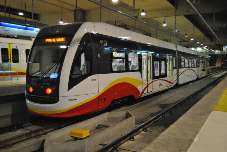 Tren tram fabricado por la valenciana Vossloh España