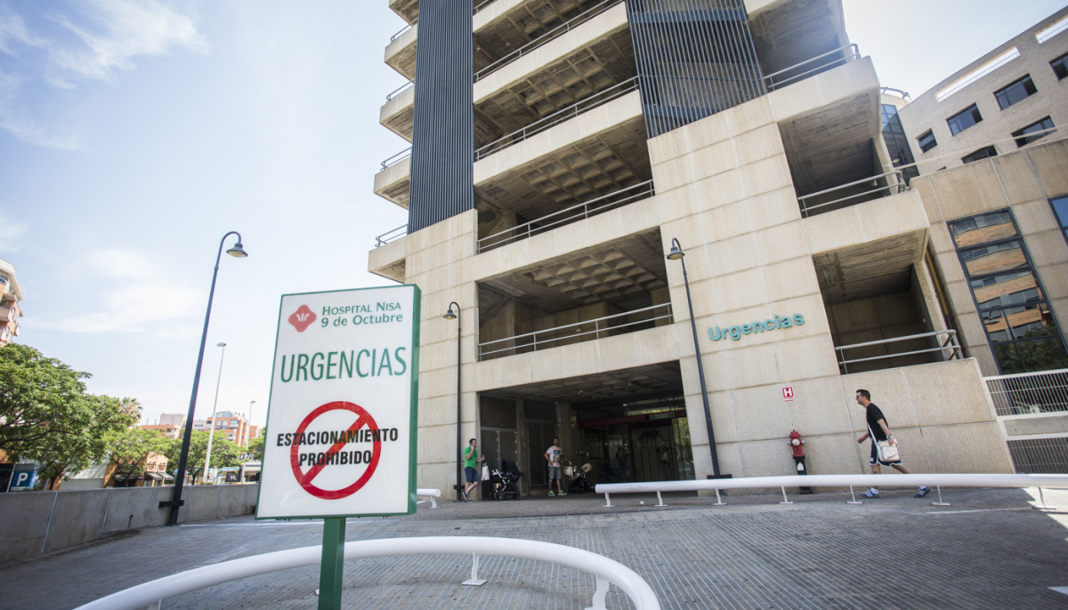 Hospital 9 de Octubre, en Valencia. Foto: EVA MÁÑEZ
