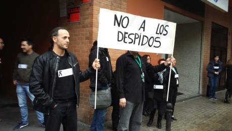 Protesta de los trabajadores de HPE en la sede de la empresa