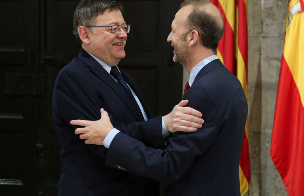 El presidente de la Generalitat, Ximo Puig, y el portavoz de C's, Alexis Marí