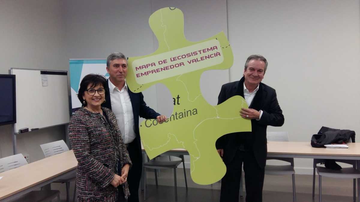 Blanca Marín, Rafael Climent y Paco Álvarez, en la presentación del mapa del emprendedurismo