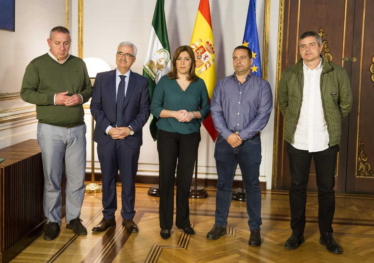 Antolín Goya y miembros de Coordinadora en Algeciras, con Susana Díaz