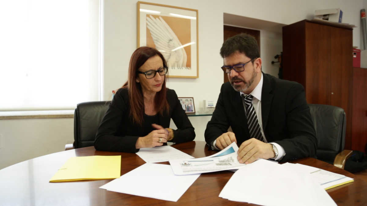 La vicepresidenta de la Diputación, Maria Josep Amigó, y el diputado Emili Altur