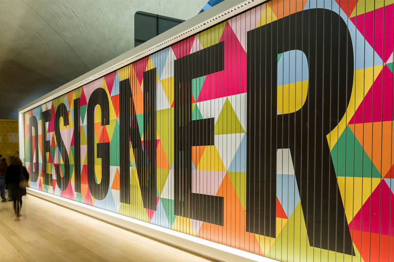 Exposición permanente ‘Designer Maker User’ en el renovado Design Museum de Londres