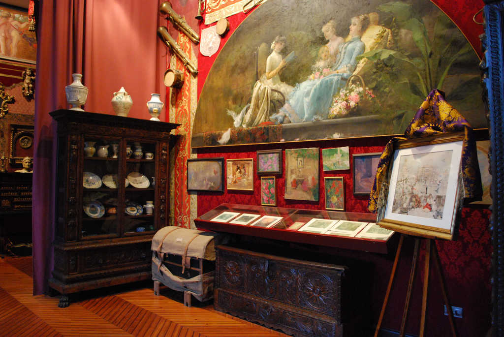 Exposición de artes de cortapisas y pintura en la Casa Museo Benlliure
