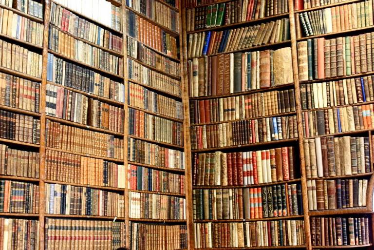 Las tasaciones de bibliotecas antiguas requieren de conocimientos de especialistas