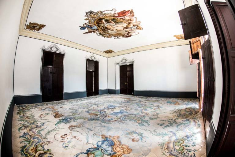 Sala restaurada del Colegio del Arte Mayor de la Seda llevada a cabo por la Fundación Hortensia Herrero