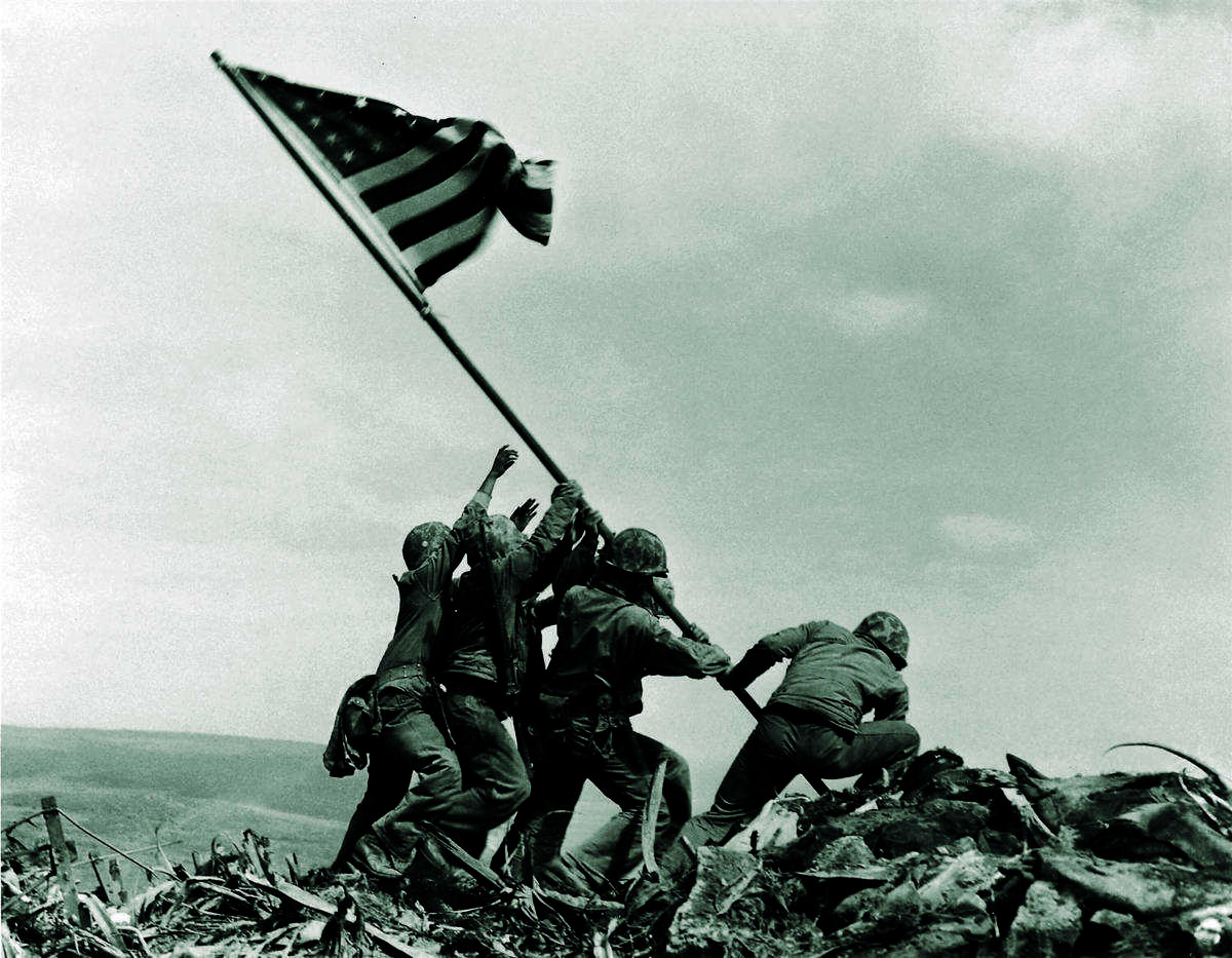 Iwo Jima, 1945. Foto: JOE ROSENTHAL.