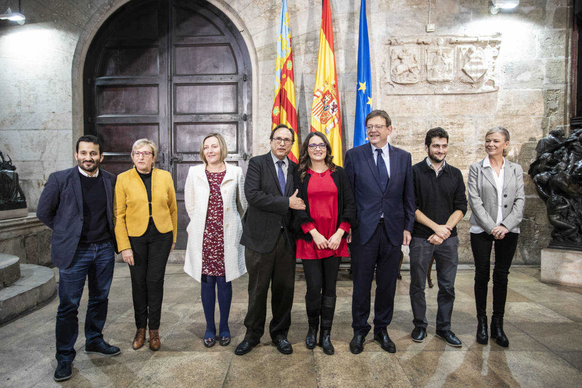 Puig, Oltra y buena parte del Gobierno valenciano. Foto: EVA MÁÑEZ