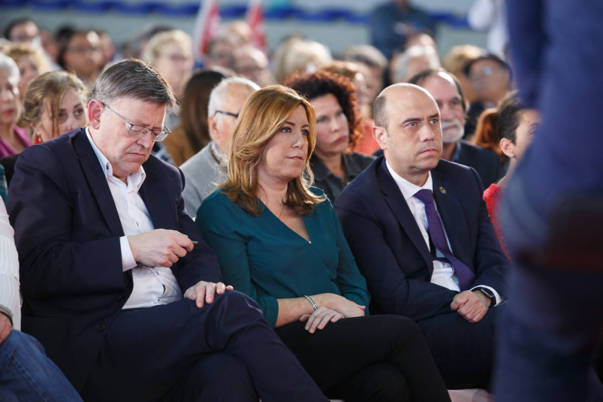 El presidente de la Generalitat, Ximo Puig, junto a su homóloga andaluza, Susana Díaz. Foto: PEPE OLIVARES