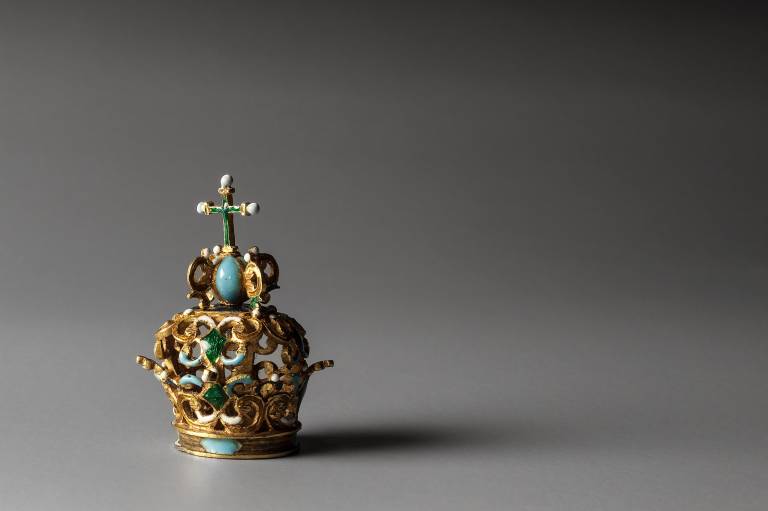 Una de las piezas de la anticuaria valenciana Devorah Elvira, especializada en joyas antiguas