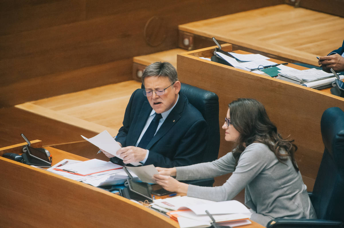 El presidente de la Generalitat, Ximo Puig, y la número dos del Consell, Mónica Oltra. Foto:KIKE TABERNER