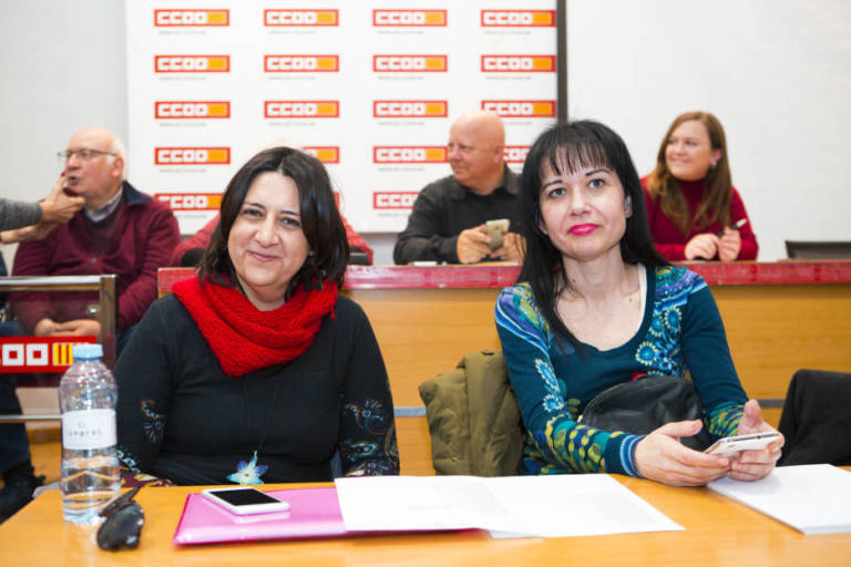 Rosa Pérez y Rosa Albert, las dos aspirantes a liderar Esquerra Unida. Foto: ESTRELLA JOVER