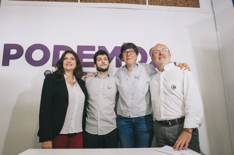 Antonio Estañ junto a Meco, Lima y Montiel en la sede de Podem. Foto: KIKE TABENER