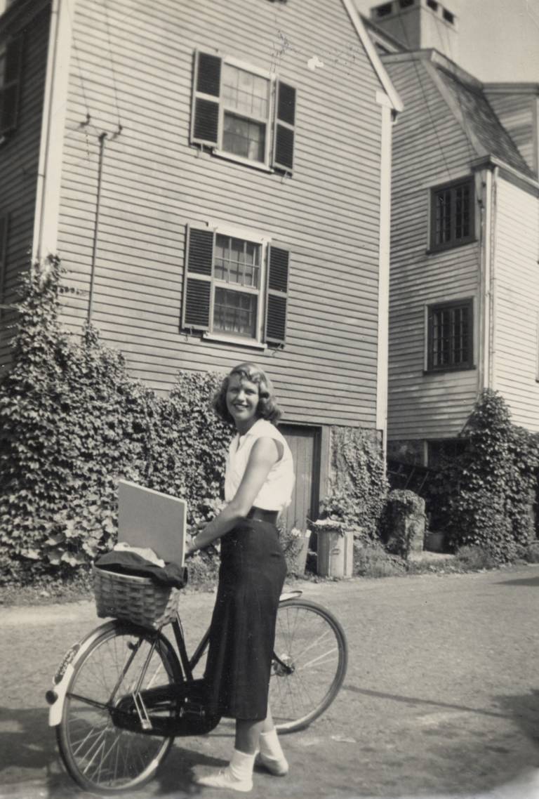 Sylvia Plath en Marblehead, Massachusetts, 1951. © Marcia B Stern