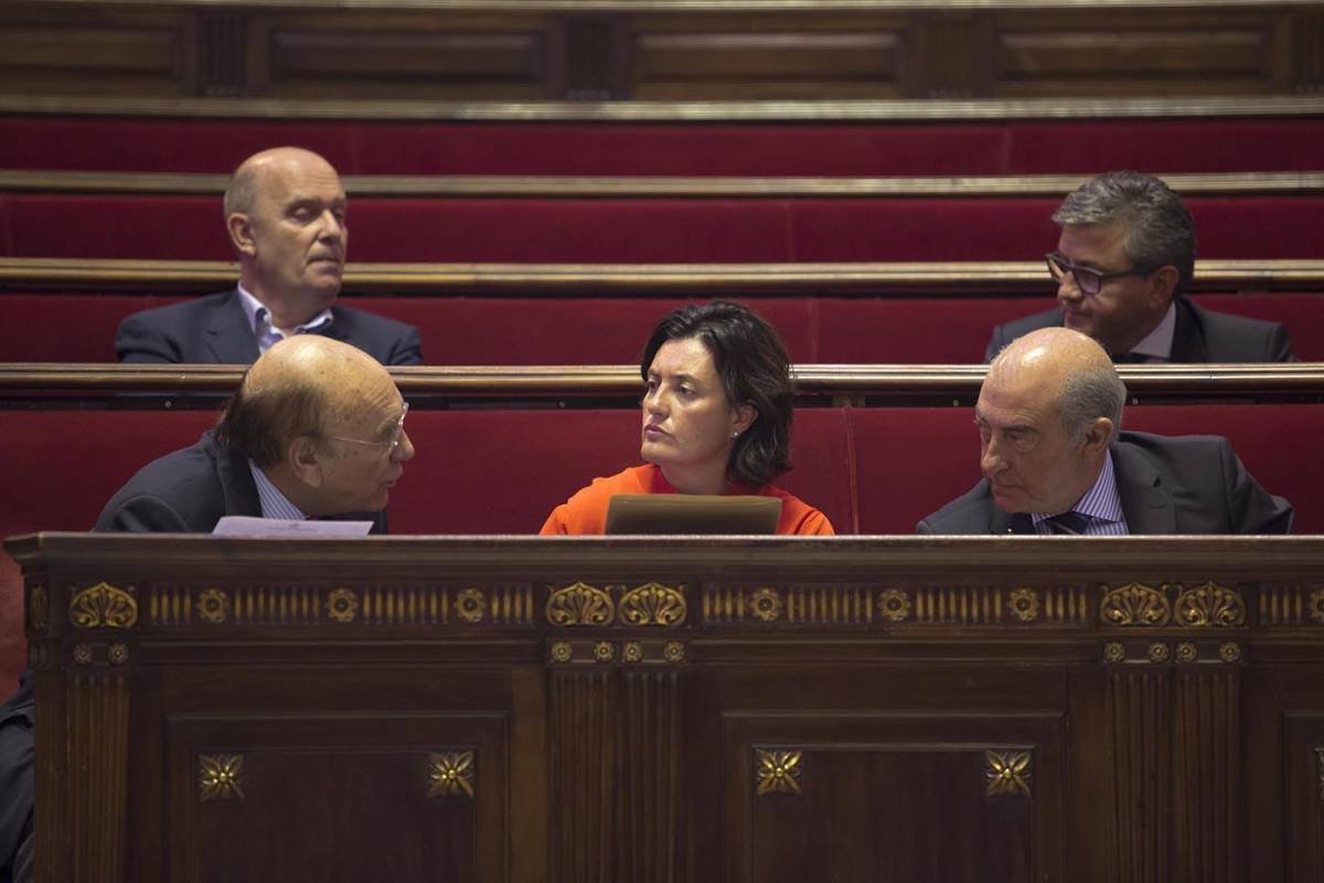 Concejales del PP en el Ayuntamiento de València. Foto: MARGA FERRER