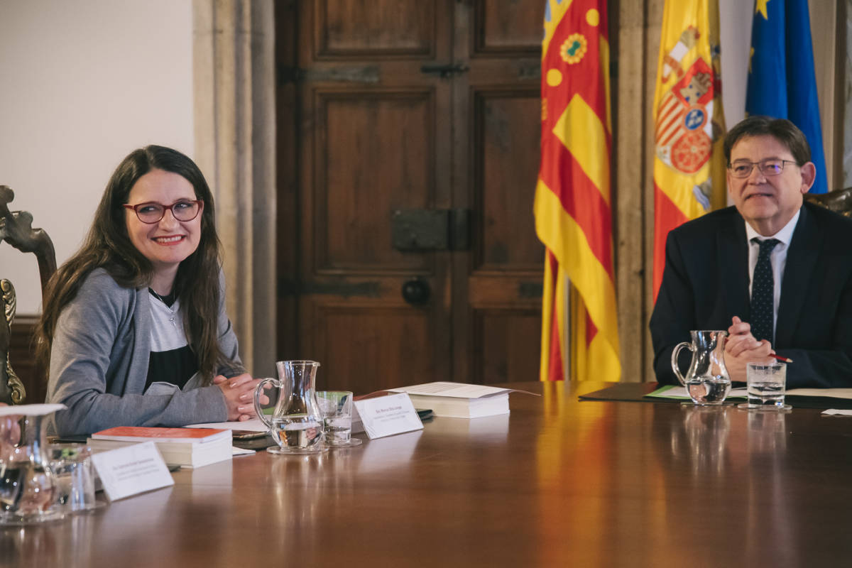 Puig y Oltra en el Pleno del Consell del lunes donde se aprobó el adelanto electoral. Foto: KIKE TABERNER