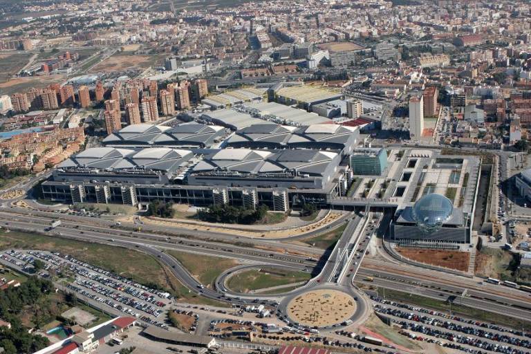 Vista aérea de los pabellones y el centro de eventos de Feria Valencia