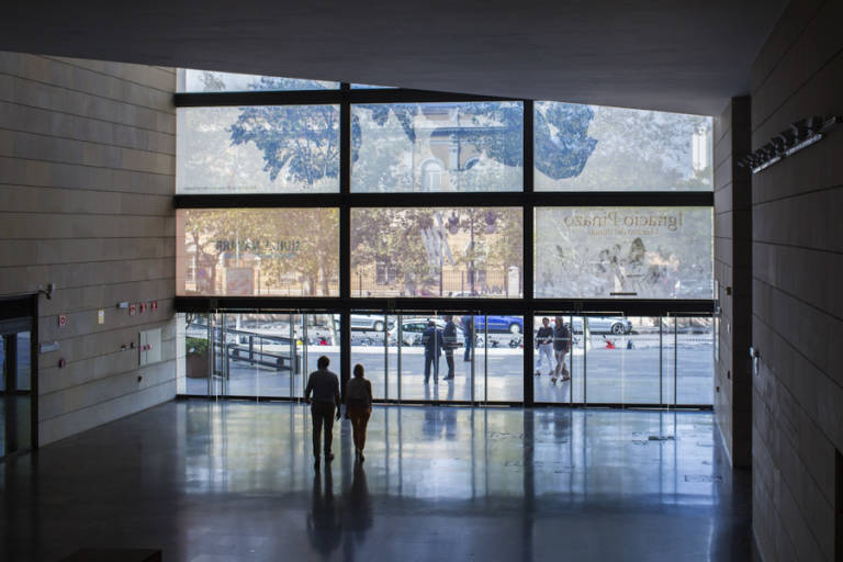 Atri de l’Institut Valencià d’Art Modern. Foto: Eva Máñez.
