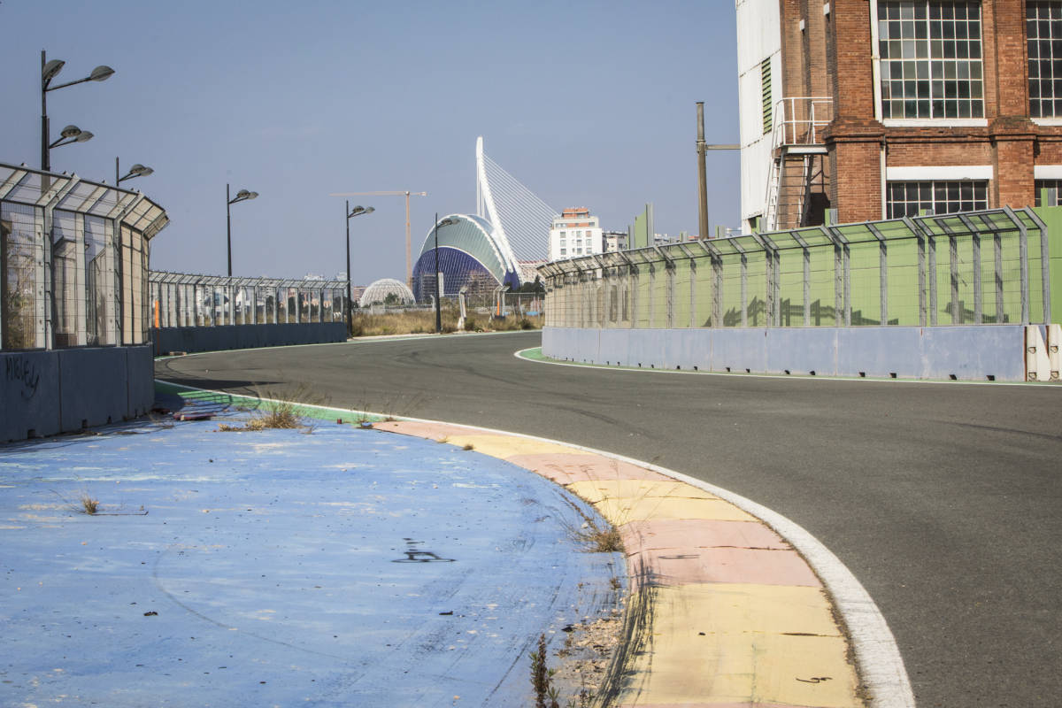 Restos del circuito de F1. Foto: EVA MÁÑEZ