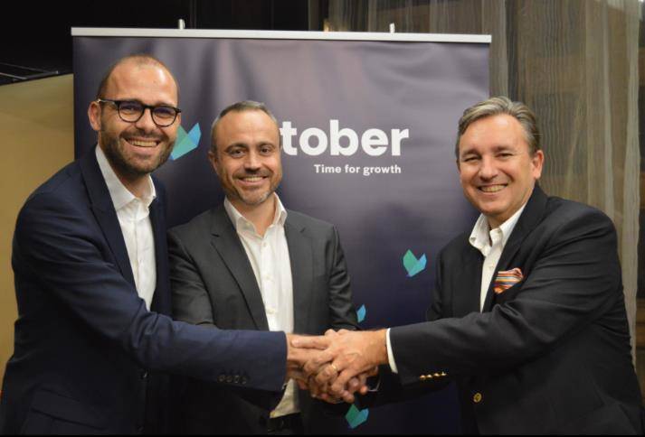 De iz. a dcha: Olivier Goy, fundador de October; Joaquín Sevilla, Chief Digital Officer de Liberbank; y Lestapis