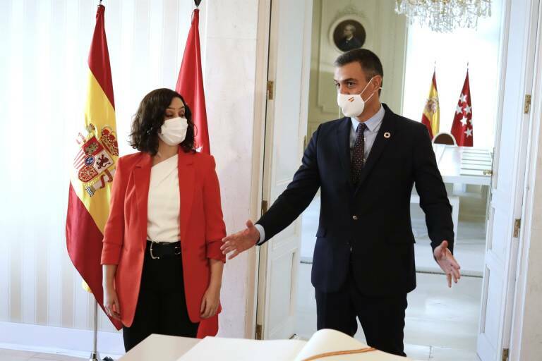 La presidenta de la Comunidad de Madrid, Isabel Díaz Ayuso, y Pedro Sánchez. Foto: EP