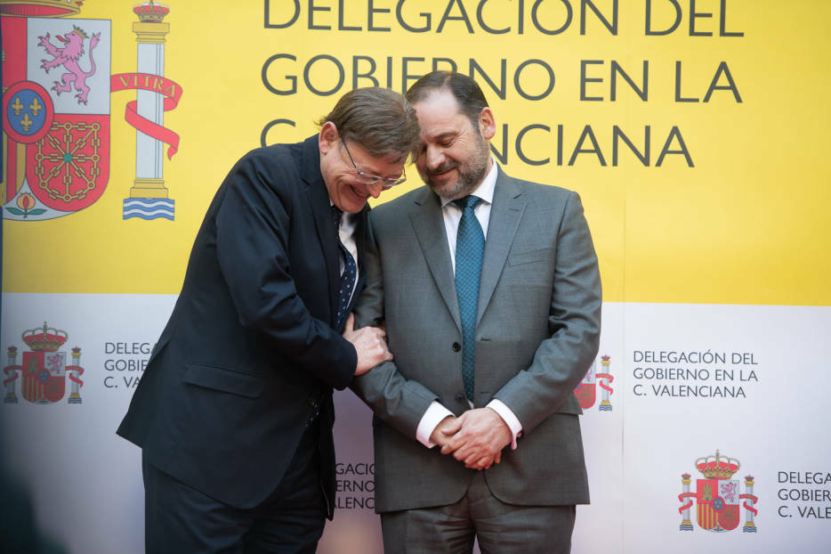 Ximo Puig y José Luis Ábalos en un acto en València. Foto: KIKE TABERNER