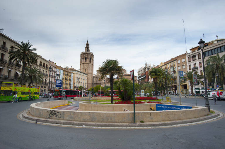    Panorámica de la Plaza de la Reina de València. Foto: KIKE TABERNER
