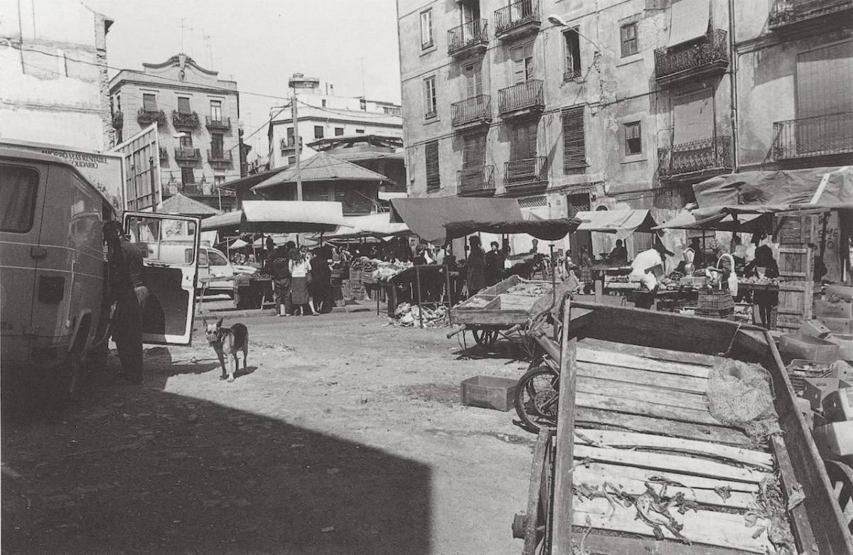 Mercado de Mossén Sorell en 1980