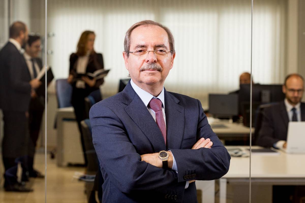 José Antonio Galán, en el despacho de su firma en Alicante