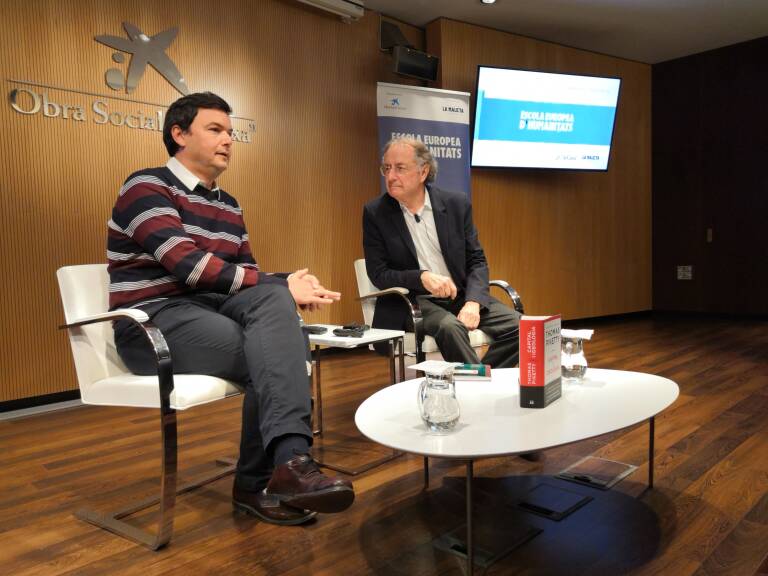 El economista Thomas Piketty (izquierda). Foto:EUROPA PRESS