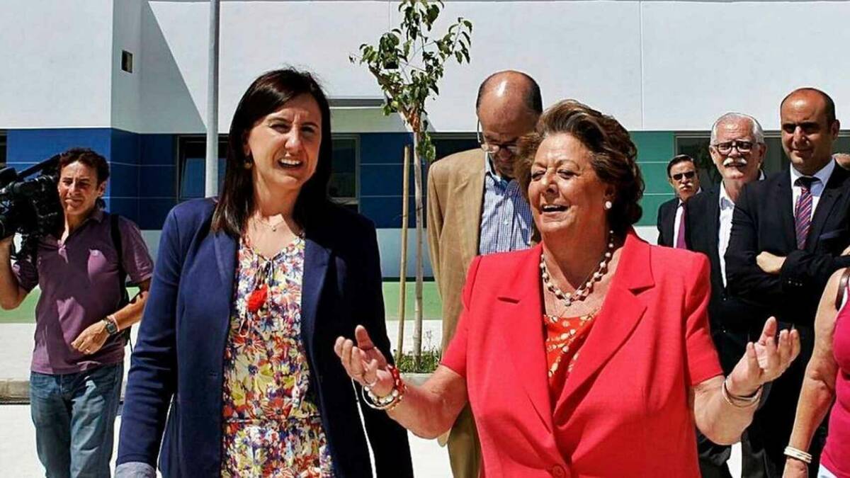 María José Catalá y Rita Barberá, años atrás. Foto: EFE