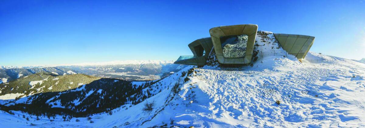 El Messner Mountain Museum Corones sobre el cim del Kronplatz, al Tirol del Sud