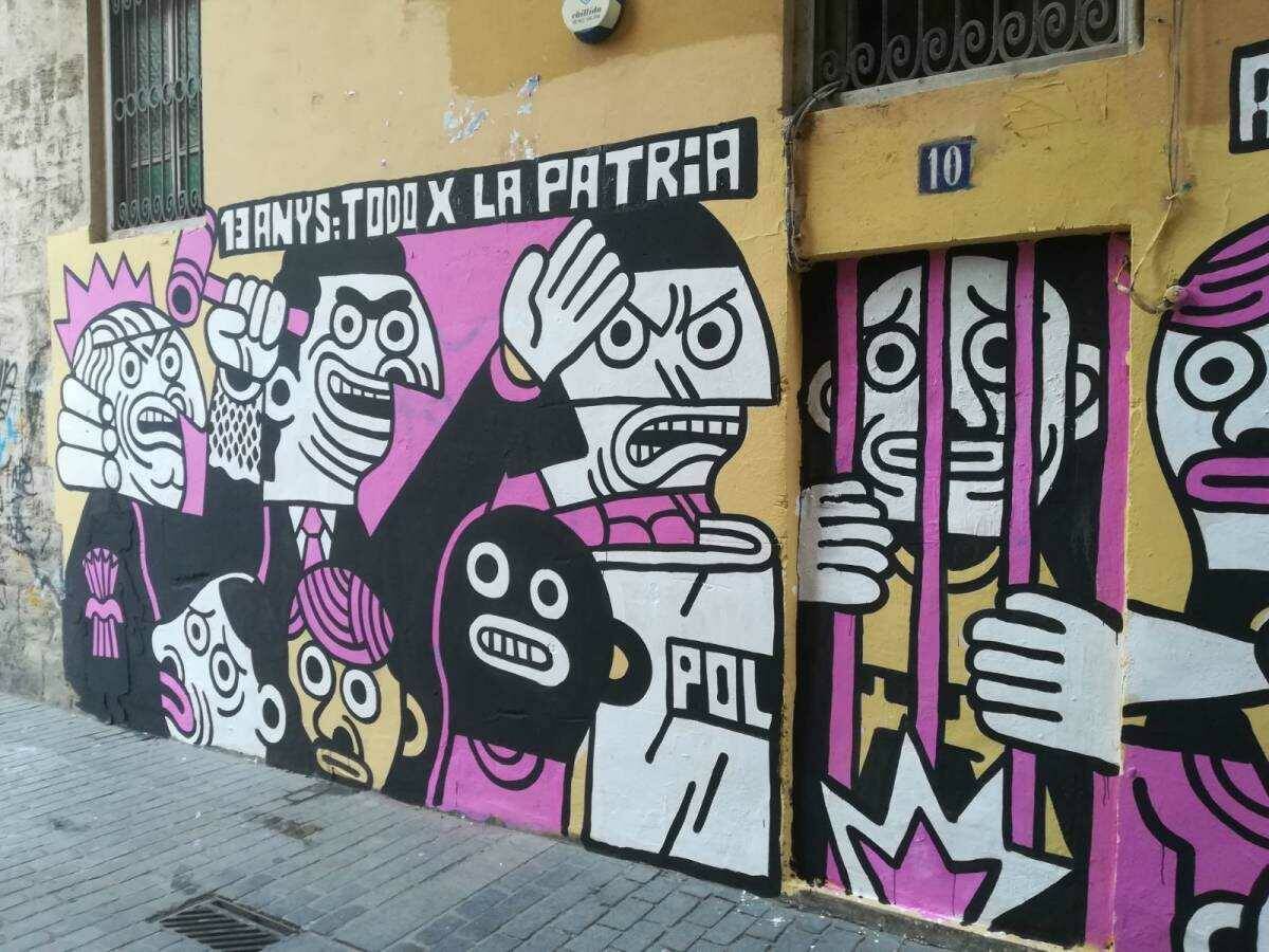 Uno de los murales que Elías Taño pintó en València.