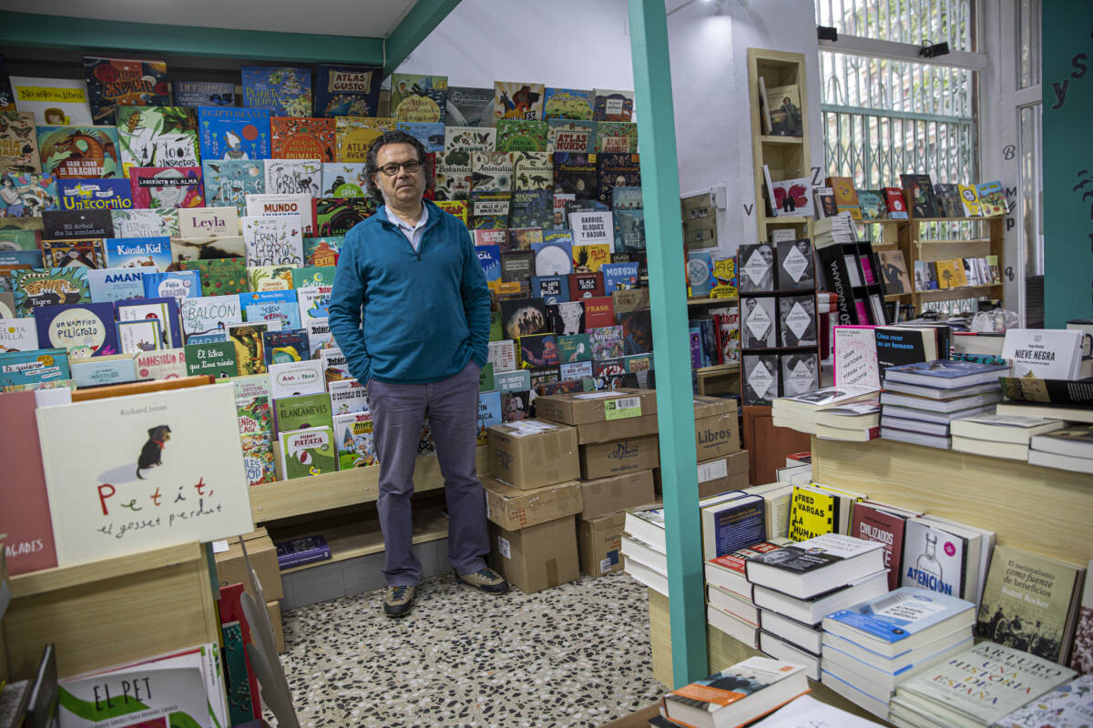 Pepe Miralles, de la Librería Primado, en una foto de archivo. Foto: EVA MÁÑEZ