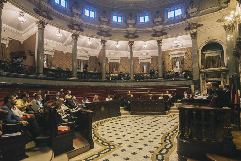   Pleno del Ayuntamiento de València en la legislatura pasada. Foto: KIKE TABERNER