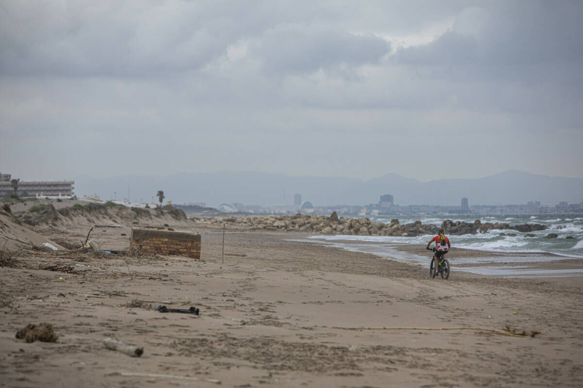 Playas de El Saler, tras el temporal 'Gloria'. Foto: EVA MÁÑEZ